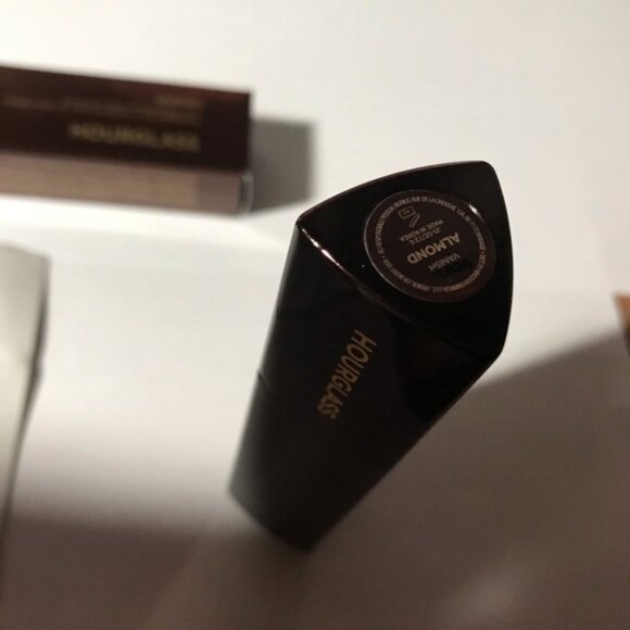 Hourglass NEW Vanish Seamless Finish Foundation Stick ALMOND Full Size Box Cream - Picture 4 of 14